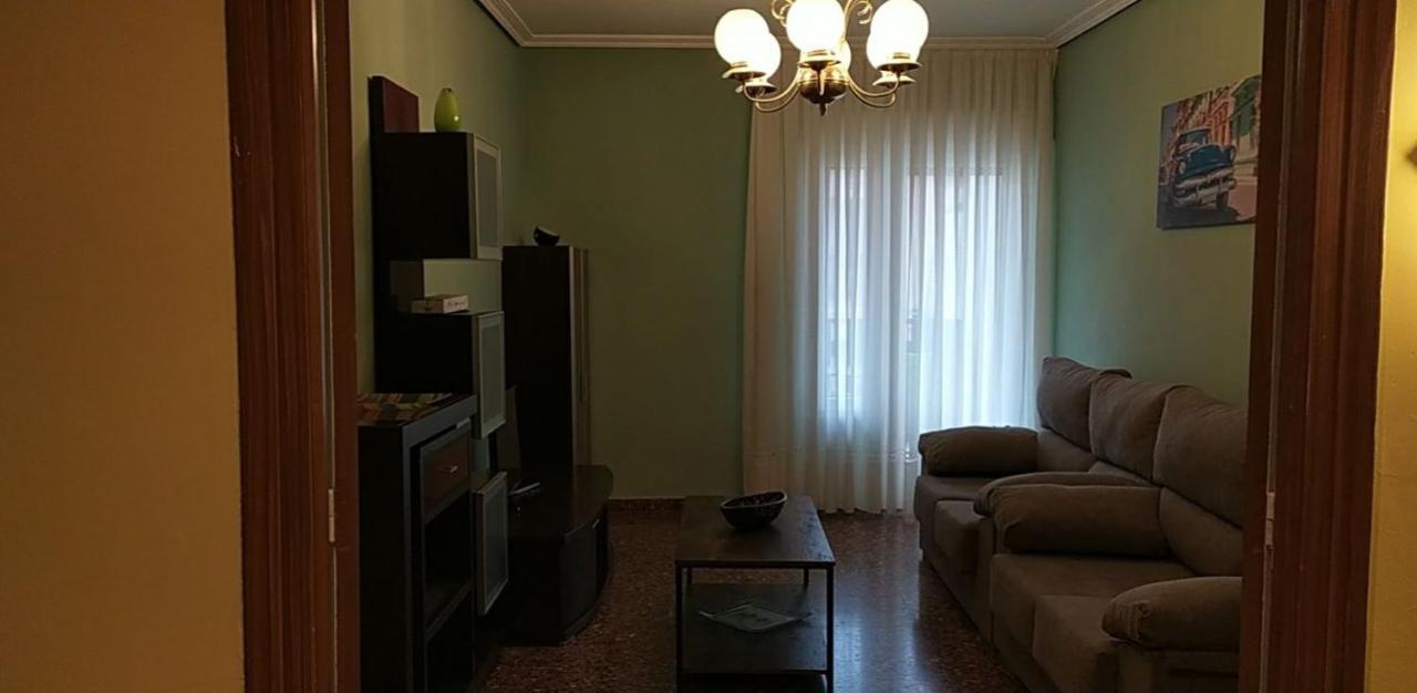 شقة T&C هارو المظهر الخارجي الصورة